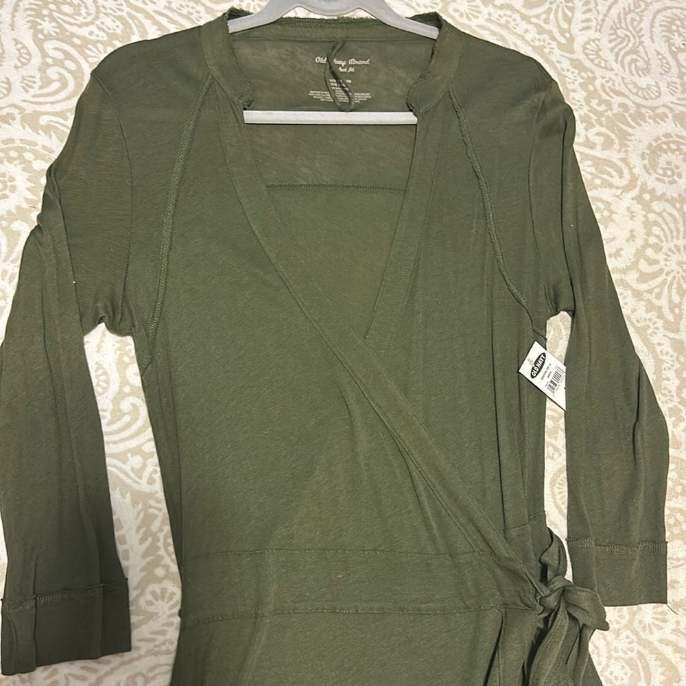 New w/ tags, Old navy Wrap dress, olive green, light weight